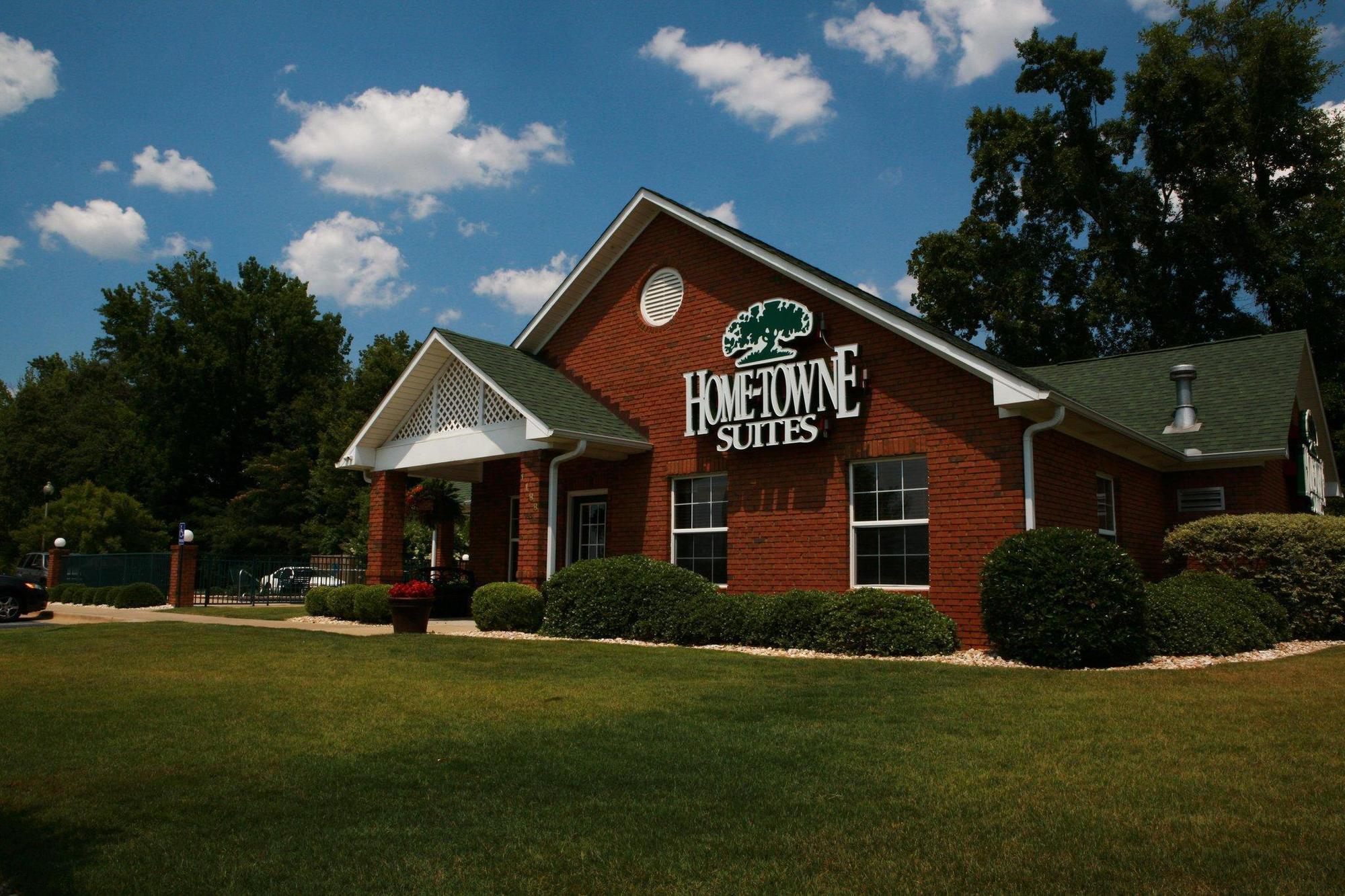 Intown Suites Extended Stay Auburn Al Exterior foto